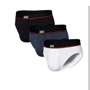 SAXX 3 pack NWT Men’s Briefs